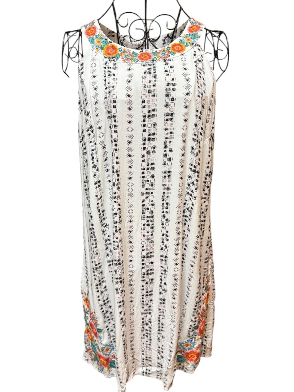 NWT Savanna Jane Boho White Midi Dress with Multicolor Floral Embroidery